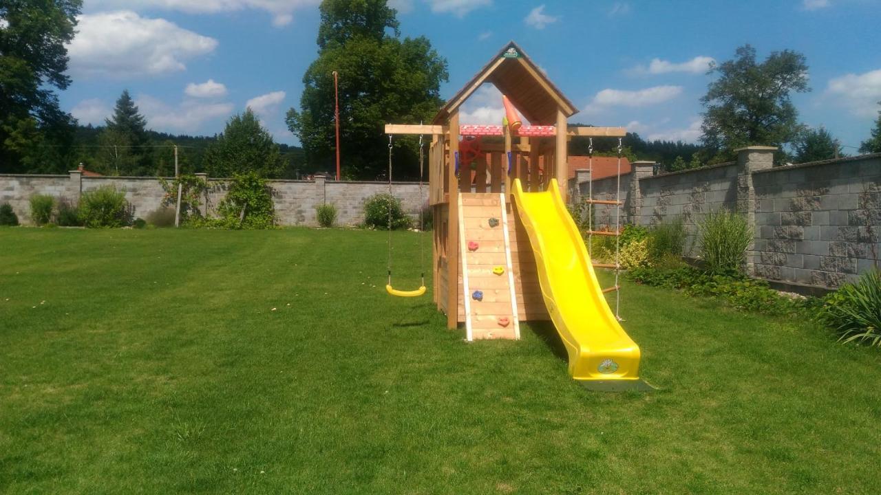 Penzion Amalka Dobrikov Buitenkant foto